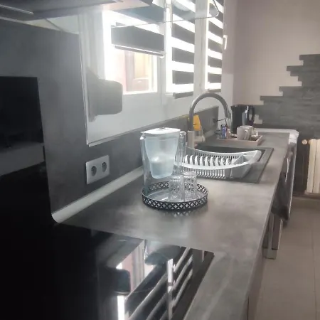 아파트 Se Reposer A P'tit Ebe *